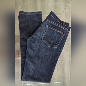 EUC 7 For All Mankind Dark Wash Straight Leg Jeans Size 26